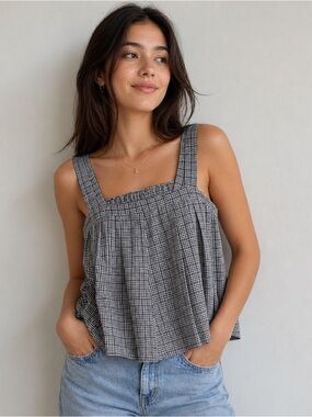Max Studio London Black & White Gingham Pleated Tank Top Size L
